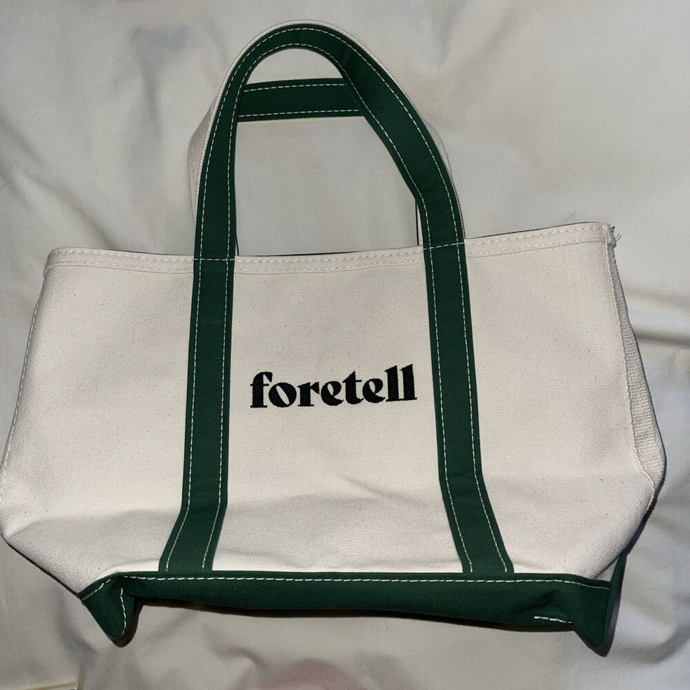 L.L. Bean, Boat and Tote, Medium, Zip, Reg Handles